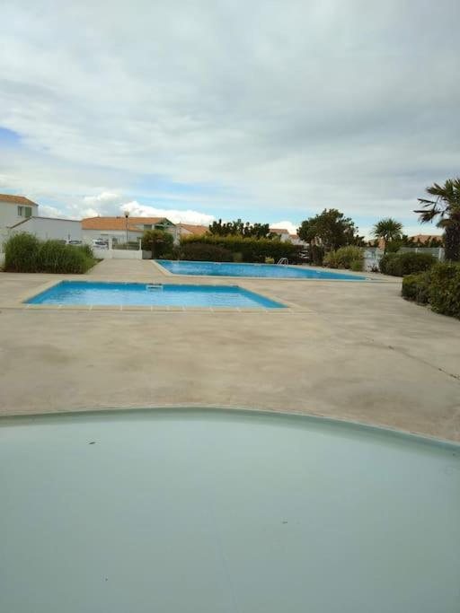 Maison De Vacances En Bord De Mer, Avec Piscine La Faute-sur-Mer Dış mekan fotoğraf